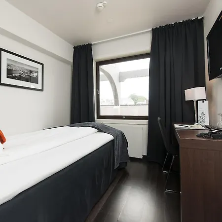 Four Monkeys Hotel Alesund