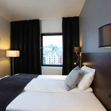 Four Monkeys Hotel Alesund