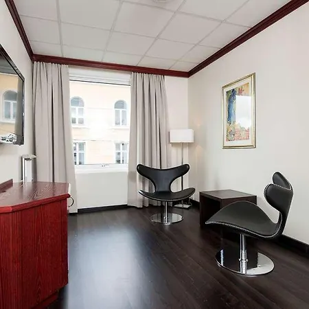 Hotel First Atlantica 3*