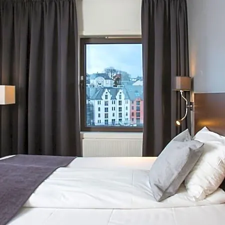 First Atlantica 3* Alesund